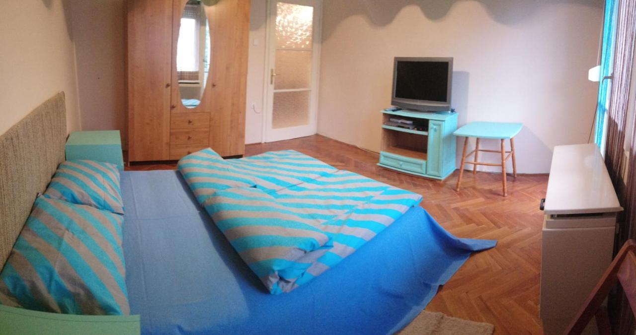 Fuesti Fecske Apartman Hajdúszoboszló Eksteriør billede