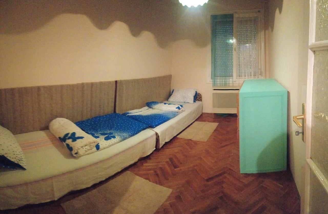 Fuesti Fecske Apartman Hajdúszoboszló Eksteriør billede